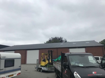 700 m2 eternit golfplaten gelegd in Westerbork 700 m2 eternit golfplaten gelegd in Westerbork