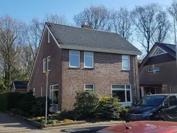 Dakcoatingnoord heeft in Drachten 4 woningen voorzien van dakcoating.