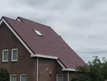 Nieuw Buinen Rozenlaan woning in een dag in de dakcoating