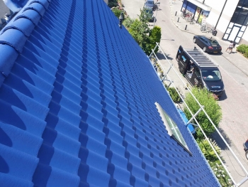 Swifterband meerdere woningen van Woningstichting OFW voorzien van dakcoating. Swifterband meerdere woningen van Woningstichting OFW voorzien van dakcoating.