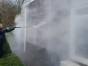 Gevelreiniging Hoogeveen door Dak en Gevel Noord uit Stadskanaal