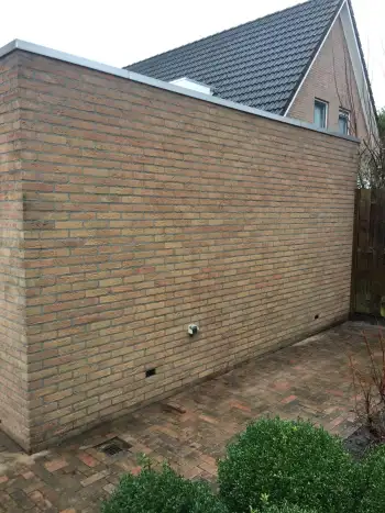 Gevelreiniging woning Hooghalen